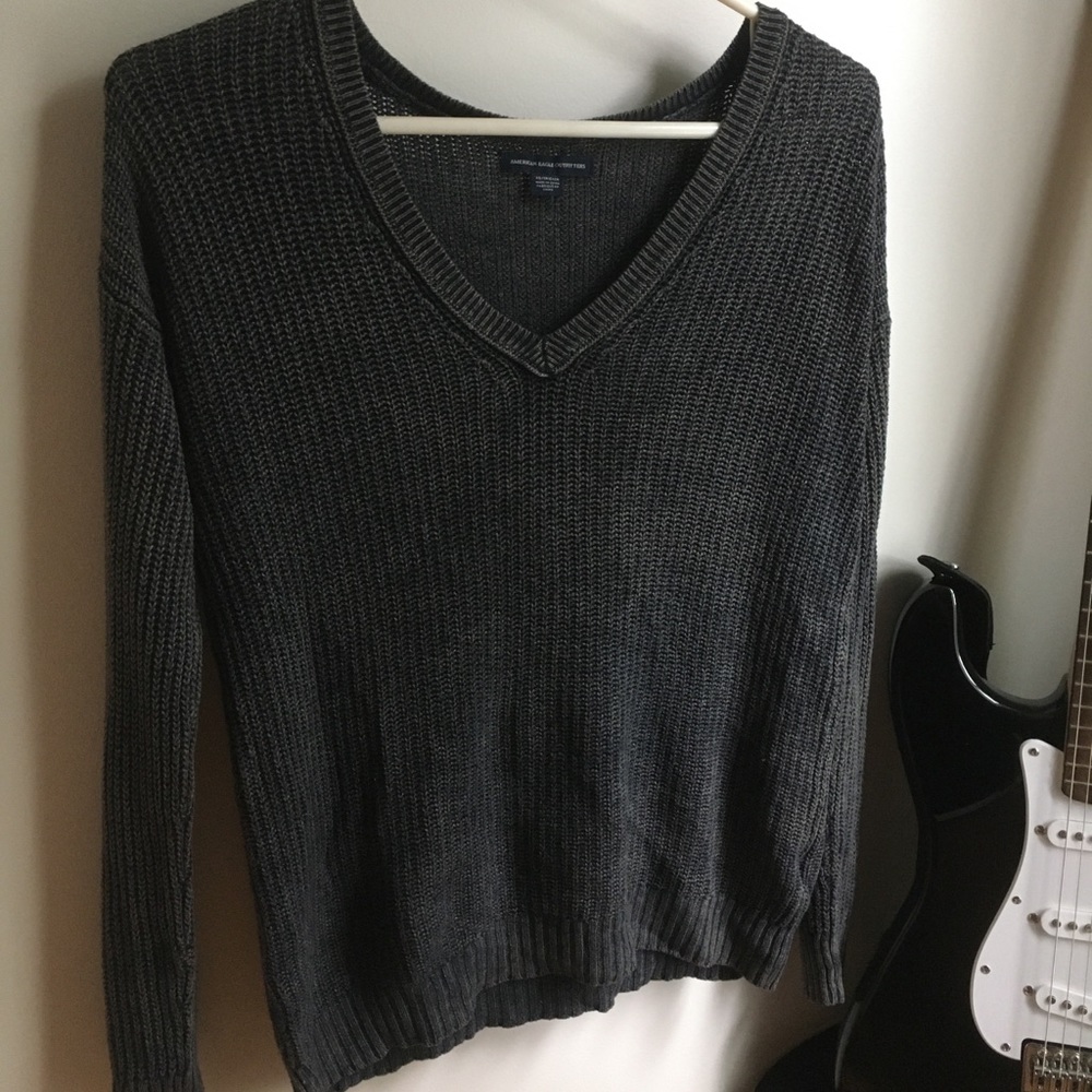 American Eagle sweater